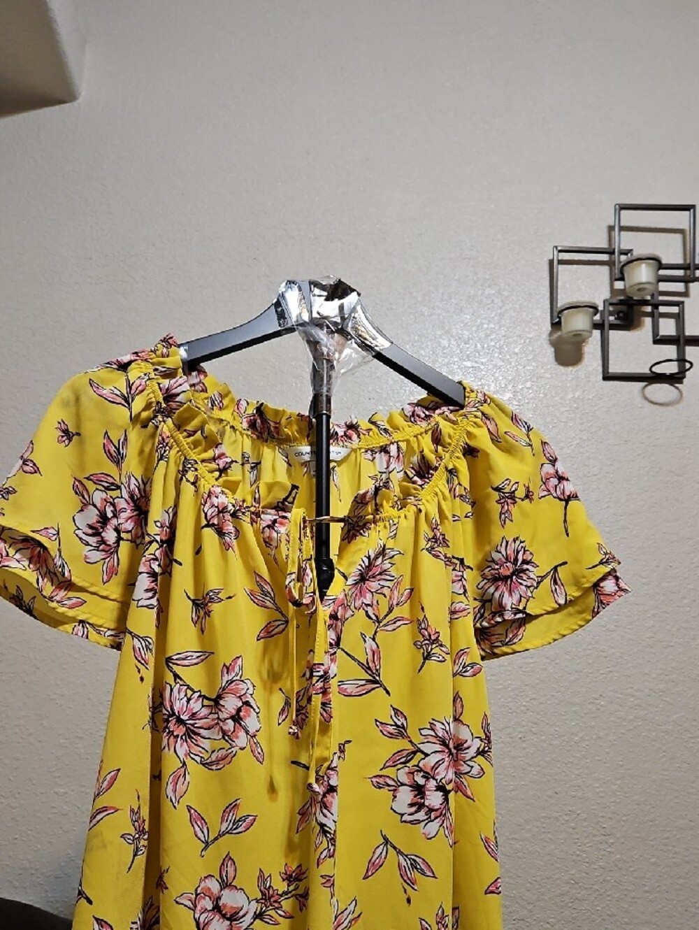 Counterparts Yellow Floral Off-Shoulder Blouse - Picture 2 of 7